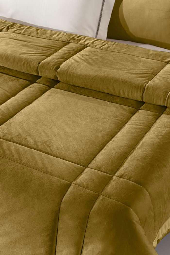 Guy Laroche Crystal Velvet golden ágytakaró
