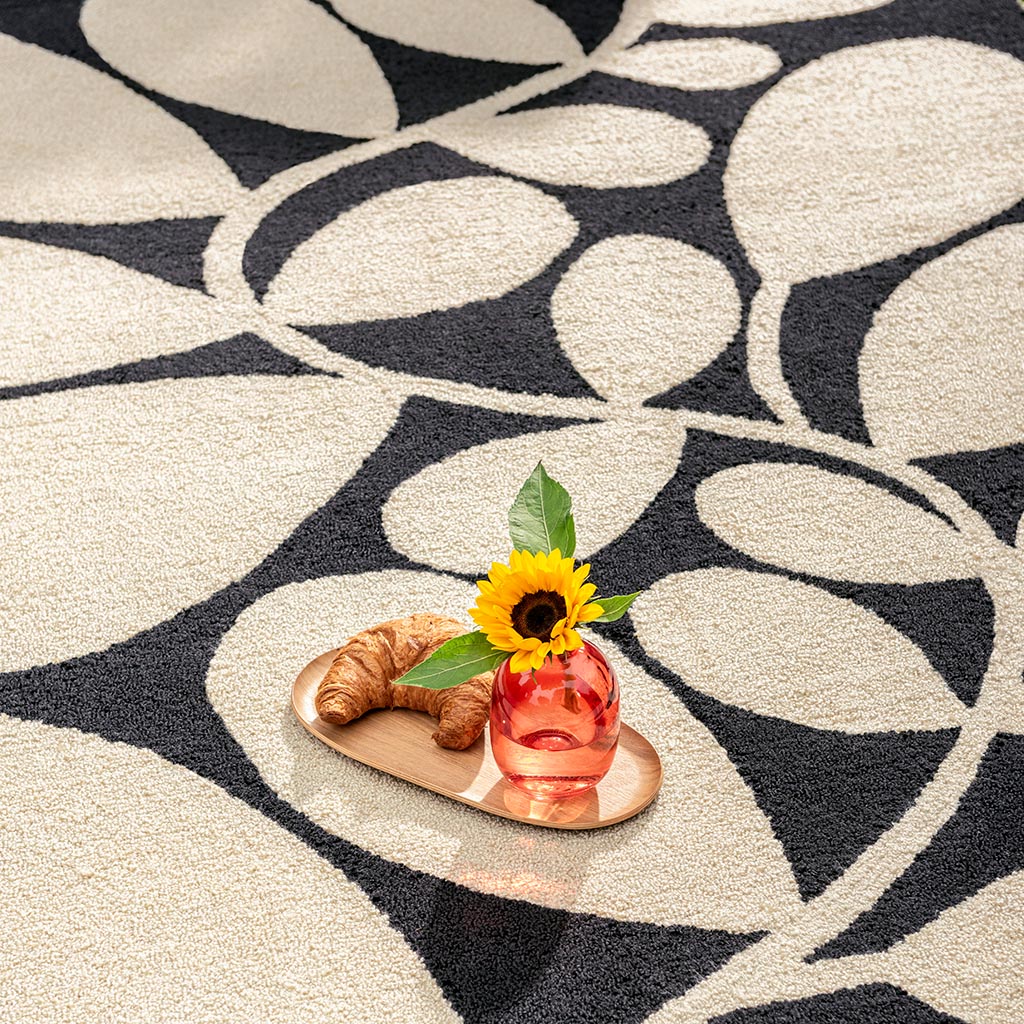 Orla Kiely Sycamore Black 464205 Kültéri Szőnyeg
