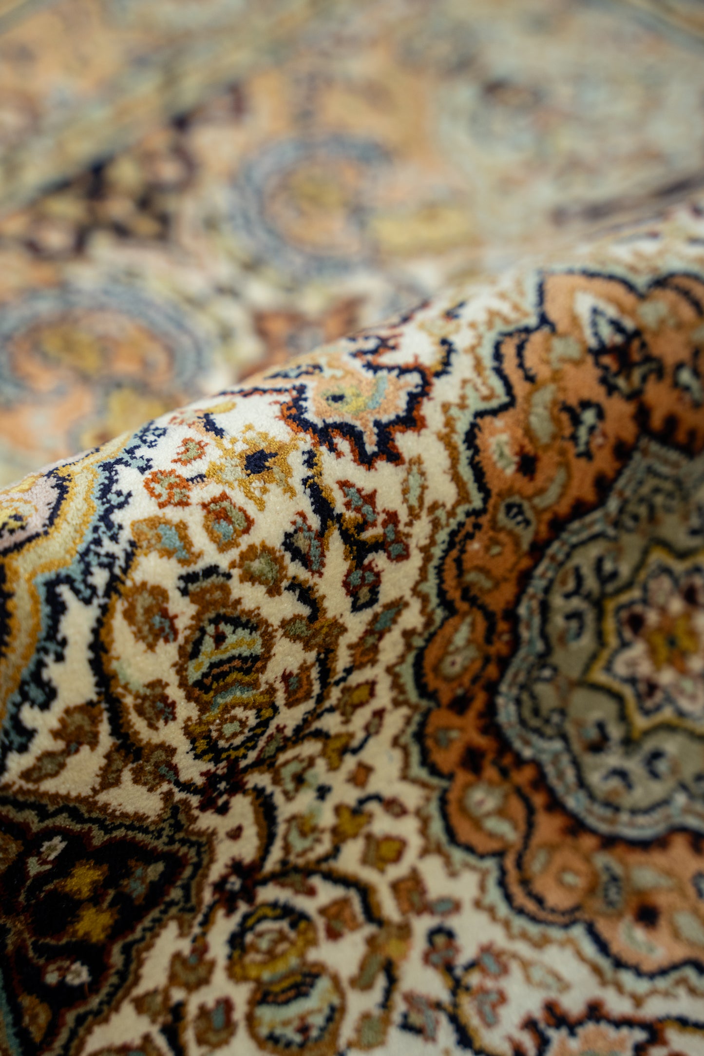 Kashan cream selyemszőnyeg, 59x95 cm