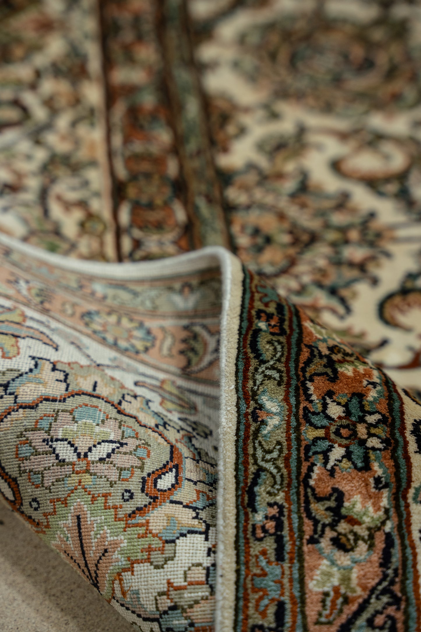 A.O. cream selyemszőnyeg, 172x253 cm