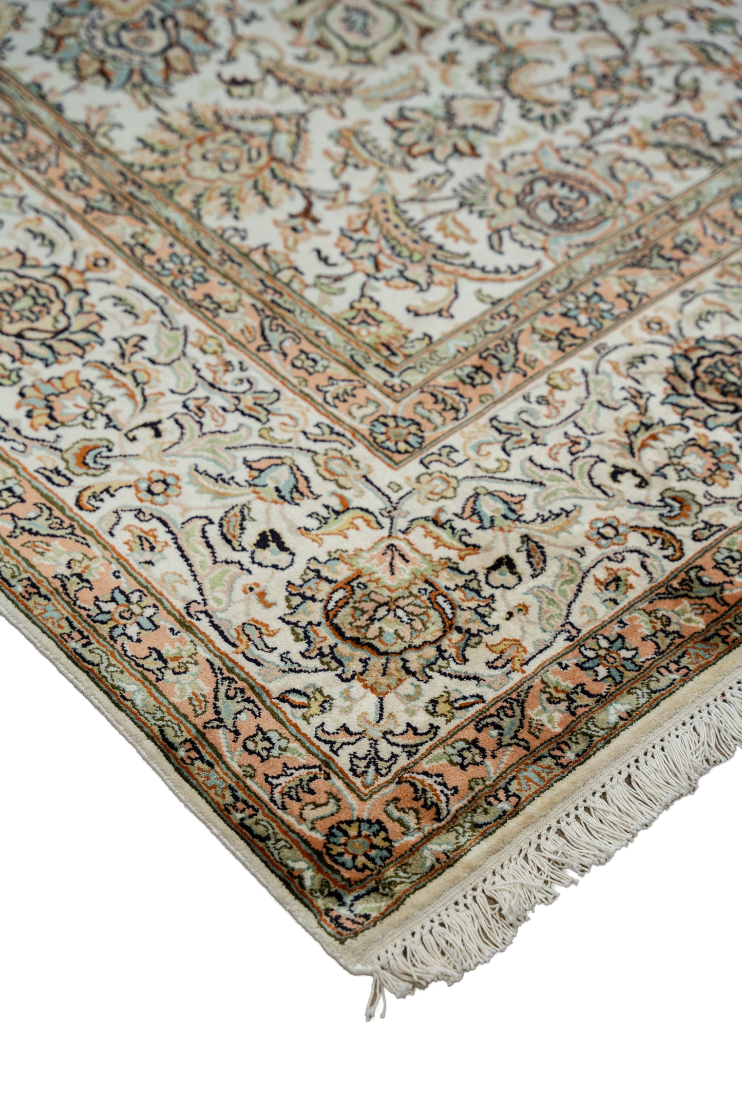 A.O. cream selyemszőnyeg, 172x253 cm