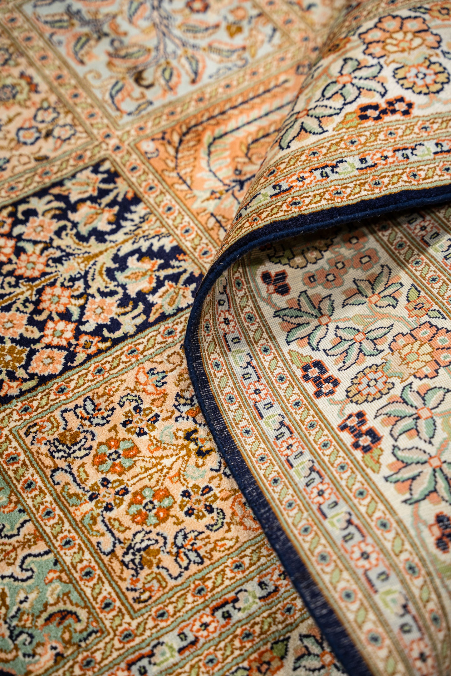 H.D. blue selyemszőnyeg, 127x186 cm