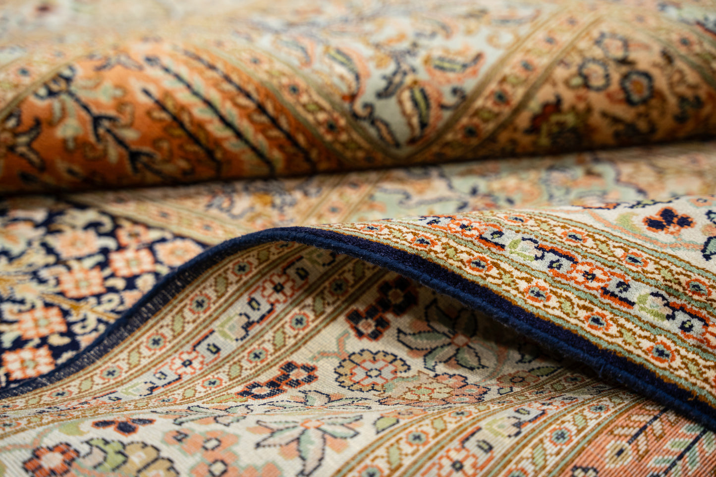 H.D. blue selyemszőnyeg, 127x186 cm