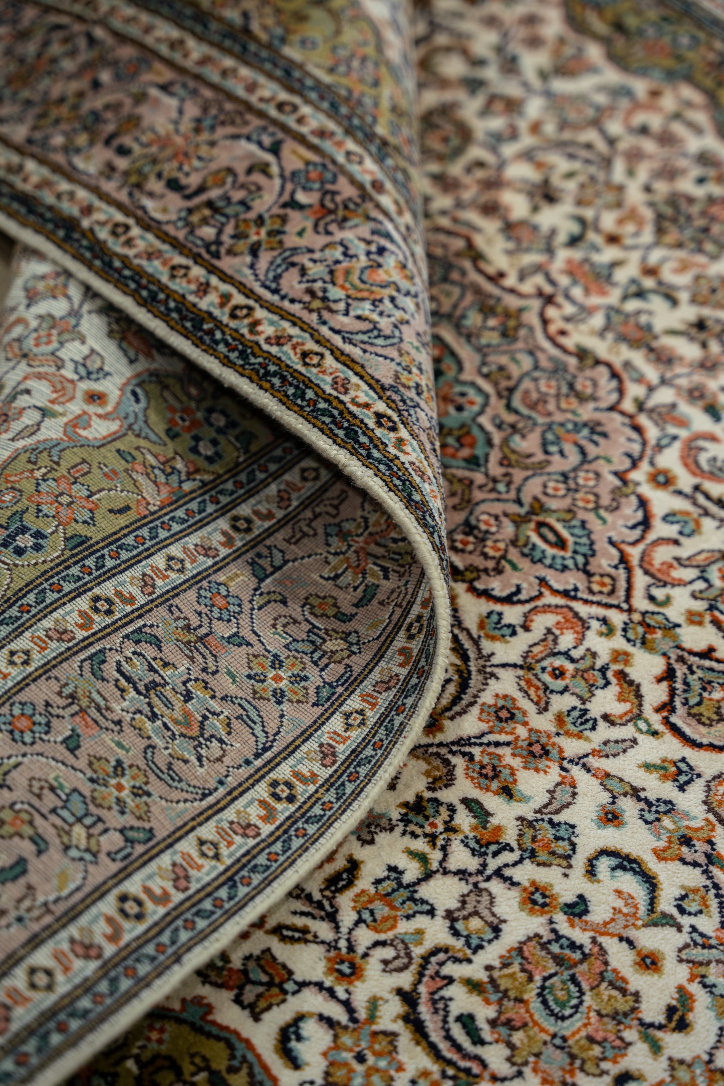 Kashan cream selyemszőnyeg, 96x160 cm