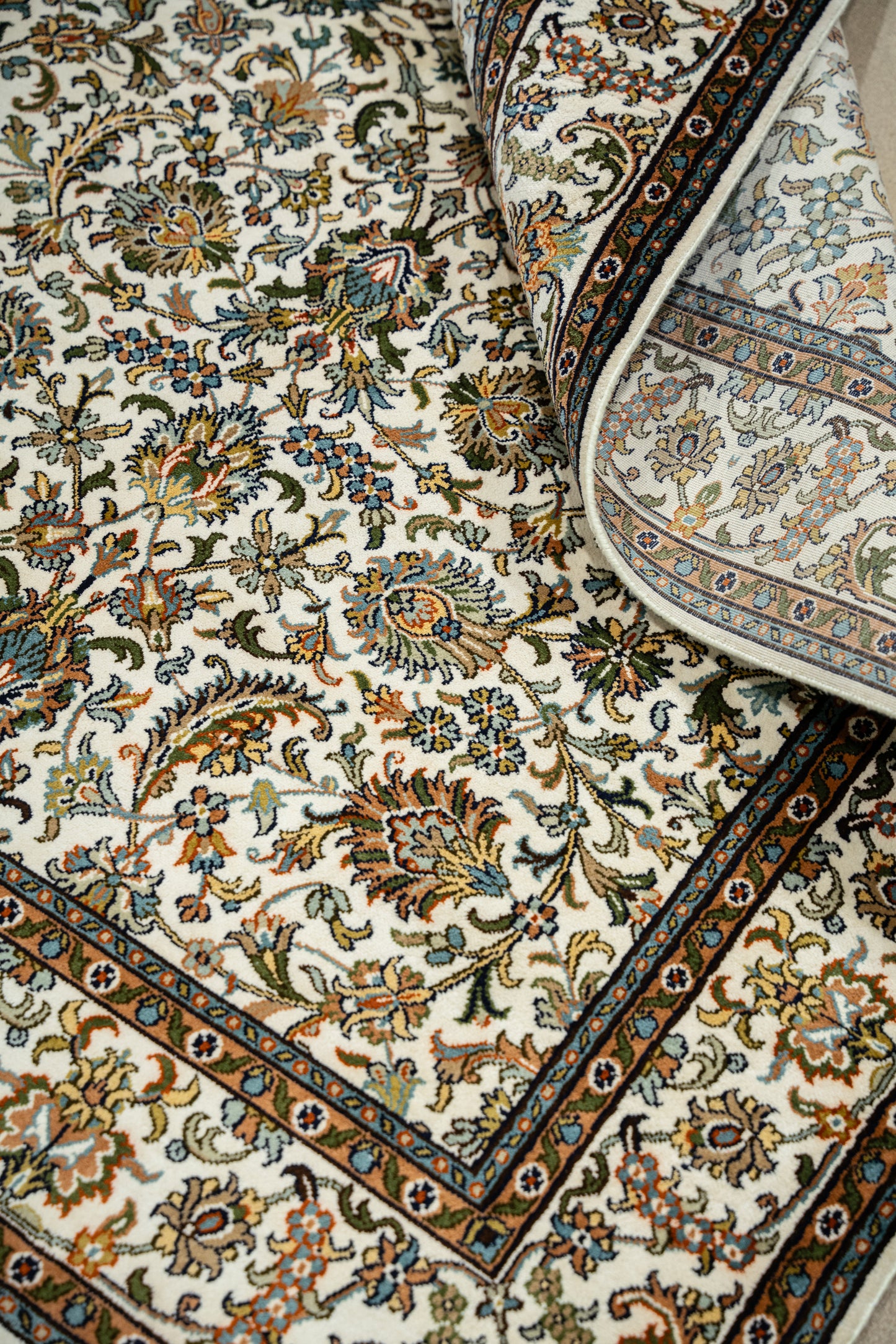 A.O. cream selyemszőnyeg, 186x278 cm