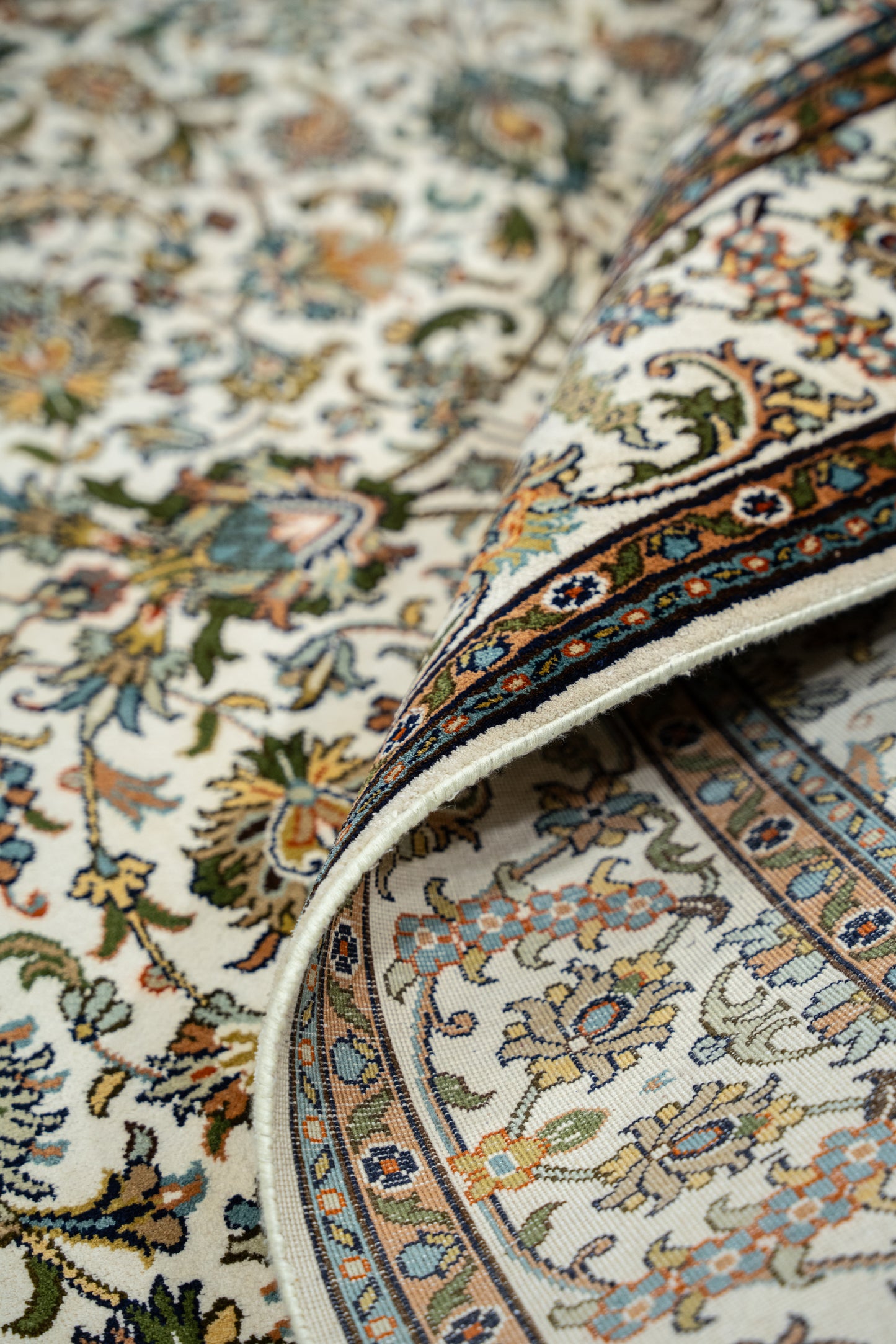 A.O. cream selyemszőnyeg, 186x278 cm