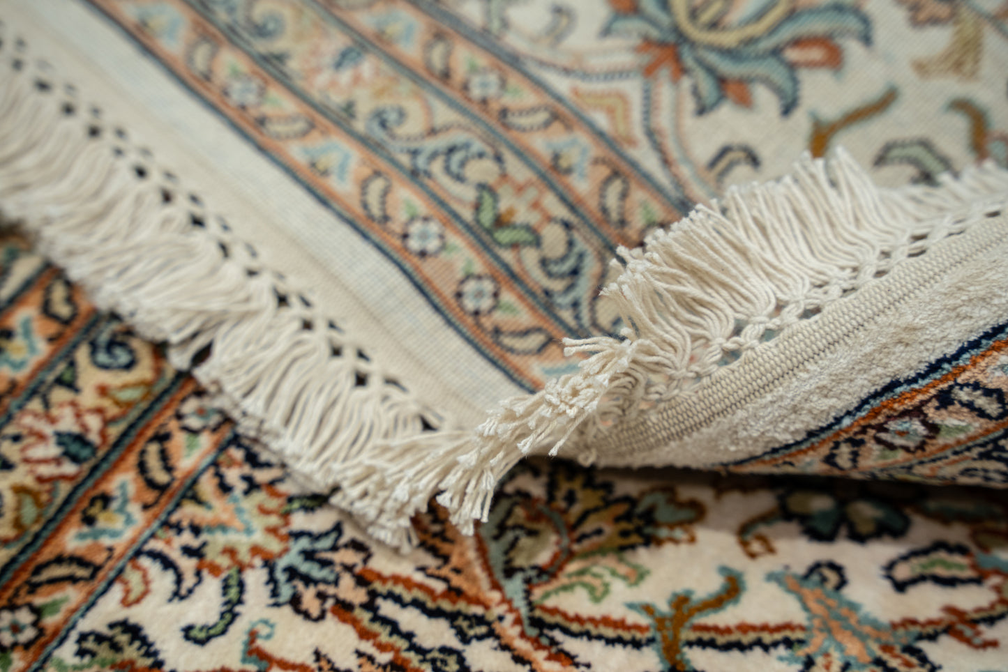 A.O. cream selyemszőnyeg, 183x271 cm