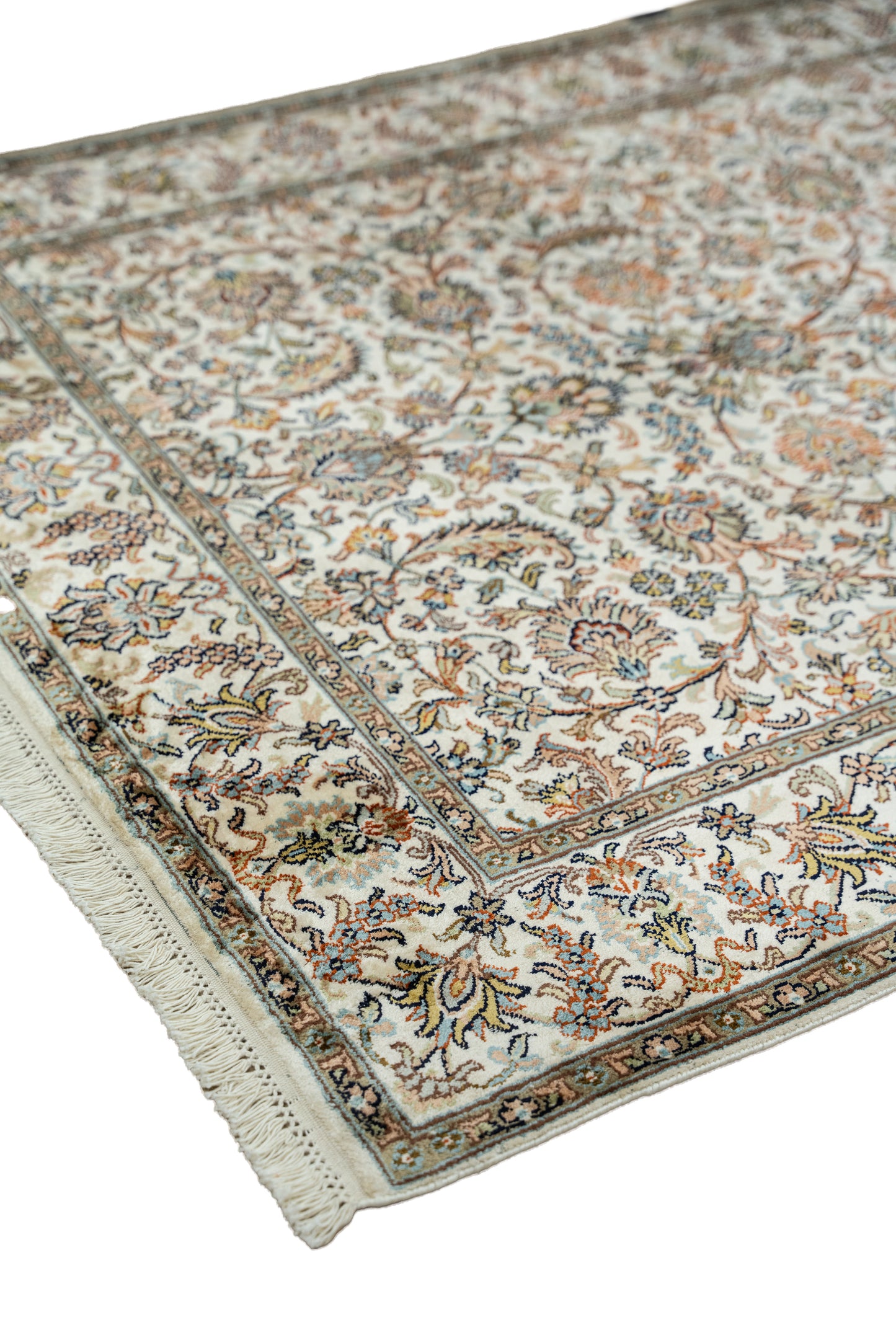 A.O. cream selyemszőnyeg, 126x188 cm