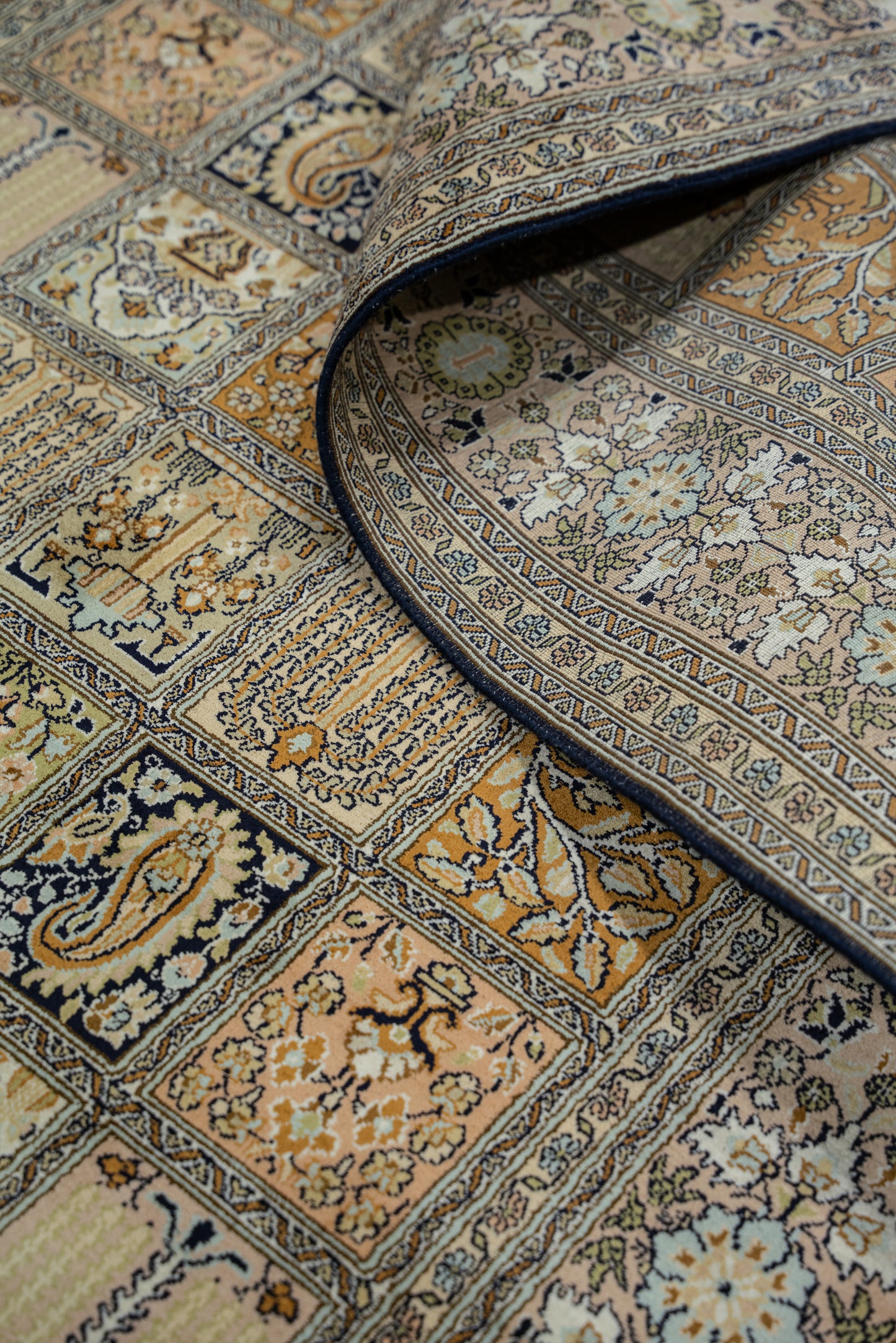 R.T. blue selyemszőnyeg, 122x190 cm