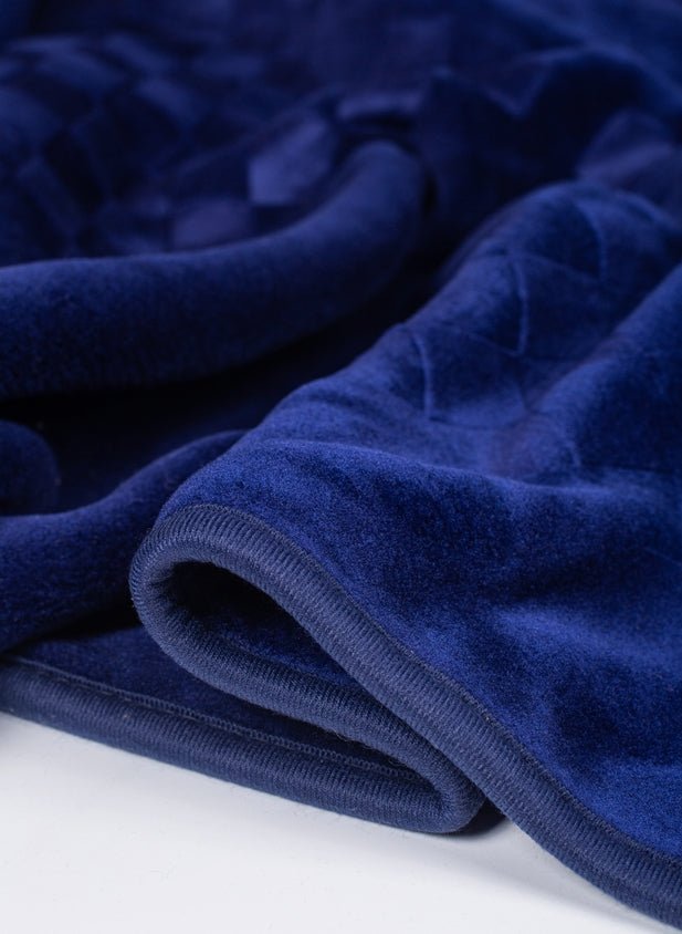 Guy Laroche Grand navy blue ágytakaró 220 x 240 cm - Leguan Exclusive - Guy Laroche -