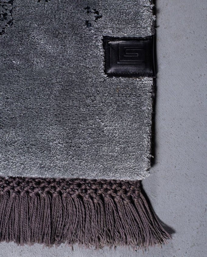 Guy Laroche Mambo charcoal kézi tűzött design szőnyeg 160 x 230 cm - Leguan Exclusive - Guy Laroche -
