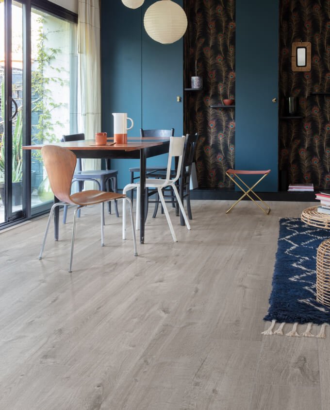 Quick Step Bloom AVMPU40202 hangulatos szürke pamut tölgy vinyl - Leguan Exclusive - Quick Step -