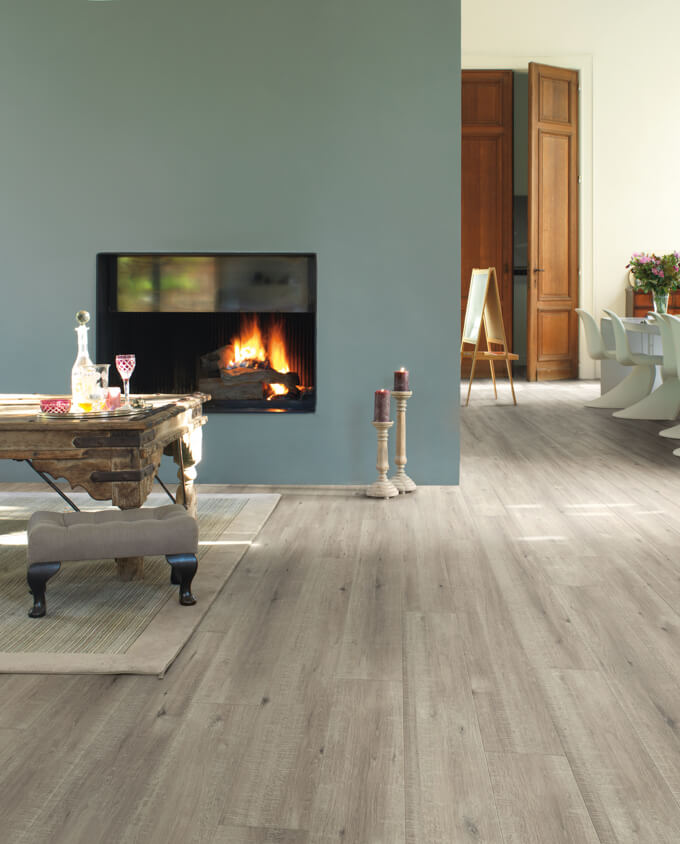 Quick - Step Impressive 1858 szürke, fűrésszel vágott tölgy deszkák laminált padló - Leguan Exclusive - Quick Step -