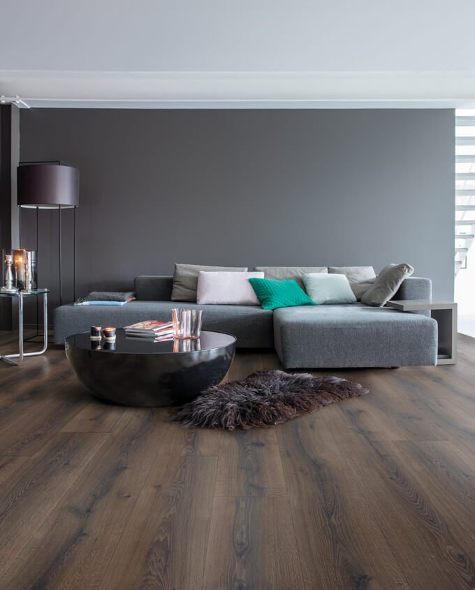 Quick - Step Majestic 3553 csiszolt sötétbarna sivatagi tölgy laminált padló - Leguan Exclusive - Quick Step -