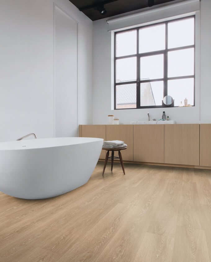 Quick - Step Majestic 3555 világosbarna Kaliforniai fehér tölgy laminált padló - Leguan Exclusive - Quick Step -