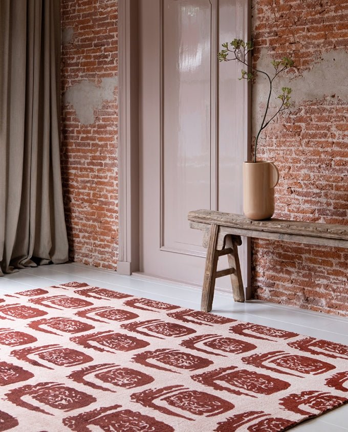 Ted Baker Woodblock red 163003 design szőnyeg - Leguan Exclusive - Ted Baker - 250 x 350 cm