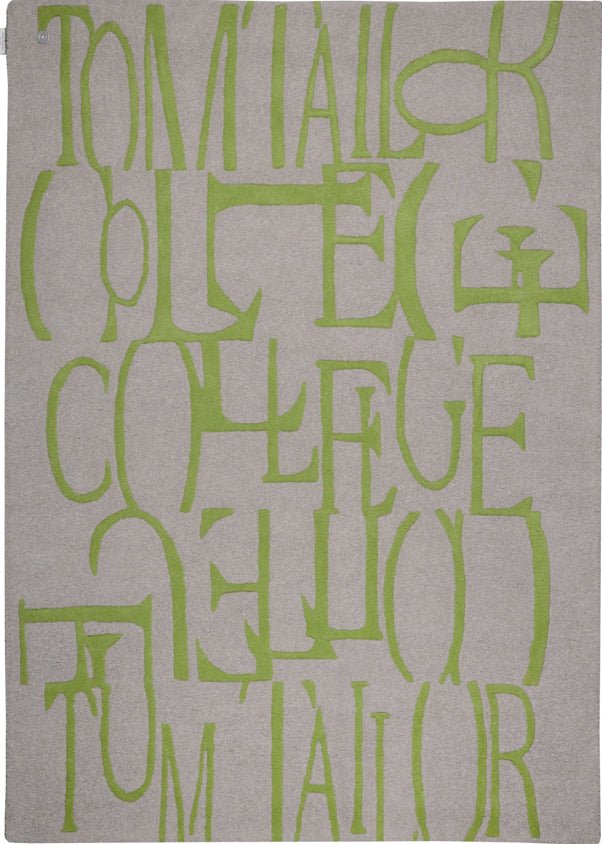 Tom Tailor Home Letters green kézi tűzött gyapjú szőnyeg - Leguan Exclusive - Tom Tailor -