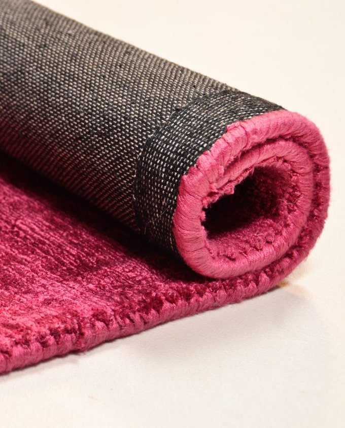 Tom Tailor Shine uni 260 berry viszkóz szőnyeg - Leguan Exclusive - Tom Tailor - 50 x 80 cm