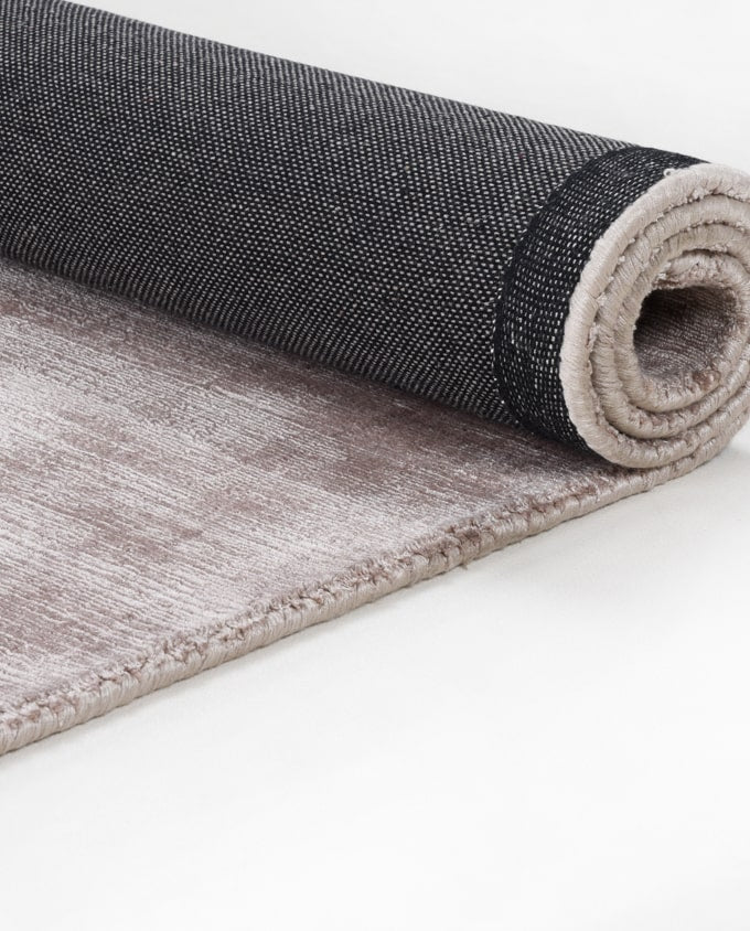 Tom Tailor Shine uni 550 beige viszkóz szőnyeg - Leguan Exclusive - Tom Tailor - 50 x 80 cm