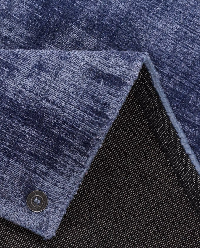 Tom Tailor Shine uni 700 blue viszkóz szőnyeg - Leguan Exclusive - Tom Tailor - 50 x 80 cm