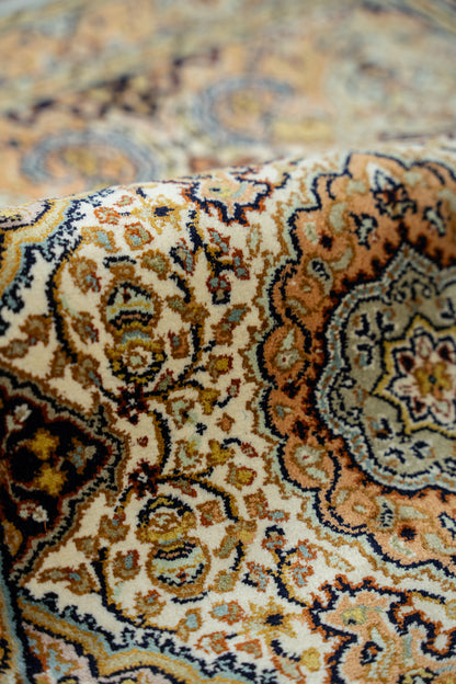 Kashan cream selyemszőnyeg, 59x95 cm