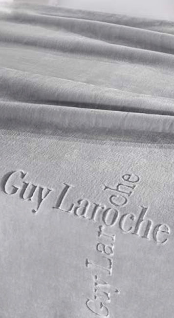 Guy Laroche Logo silver Ágytakaró